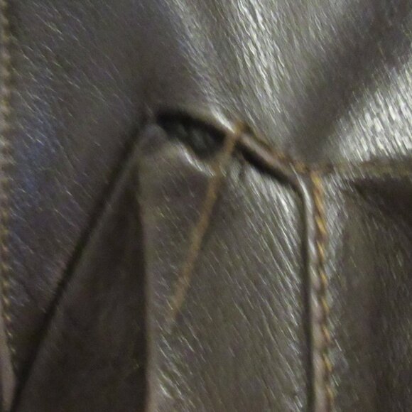 Danier Chocolate Brown Leather Bomber Jacket, XS, Slightly Distressed, J115 - Picture 3 of 11